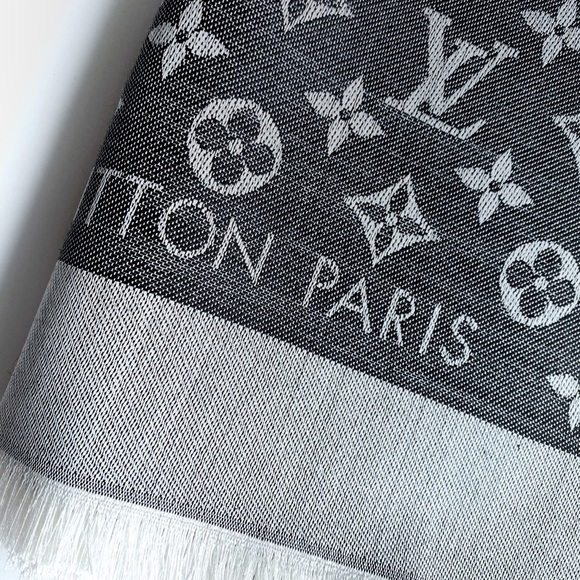 Louis Vuitton Black Denim Monogram Scarf/Shawl - Picture 7 of 8
